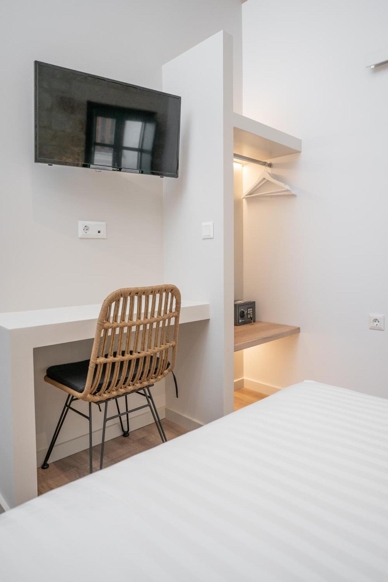 Olvio Suites Kardhamili Exterior foto